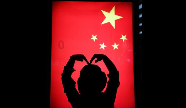 鱼缸水发白雾蒙蒙的怎么解决游戏画面